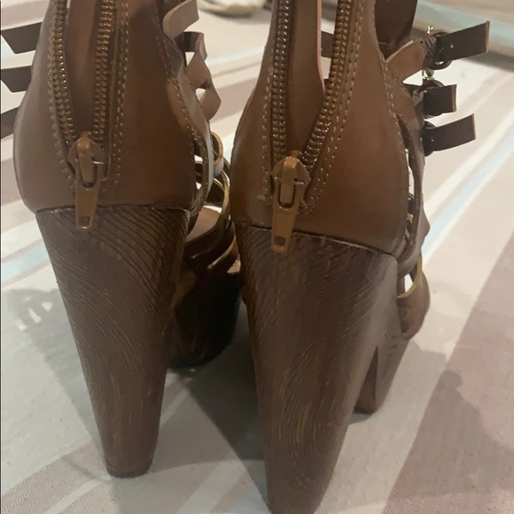 G by Guess brand wedges - Picture 3 of 5